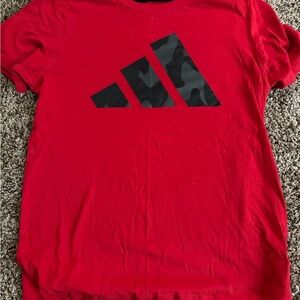Adidas Red Tee Youth L (14-16)